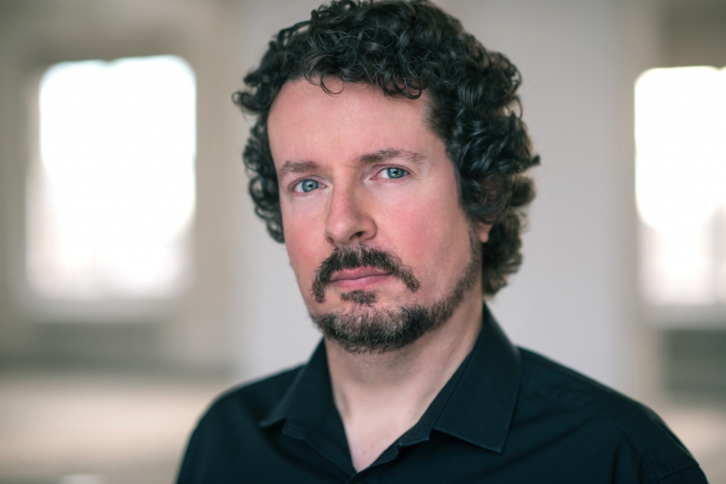 Gareth Knipe. Image 1