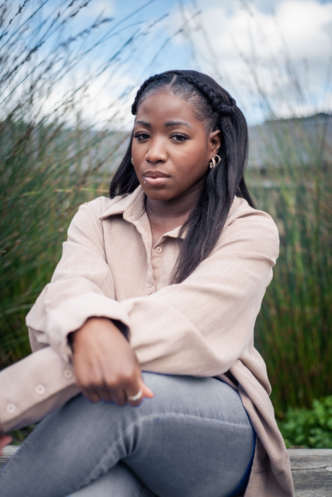 Jessica Larsh. Image 7