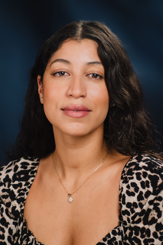 Sophie Correa-Smith. Image 2