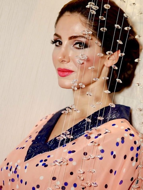 Suzie Demetri-Robertson. Image 17